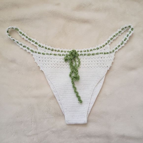 HANDMADE Crochet bottoms size M - Picture 1 of 3